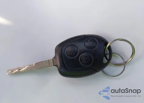 2014 Ford Fiesta Se z USA, uszkodzony, nr VIN 3FADP4BJ5EM239399